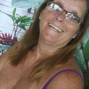 Meet your Posher, Pam